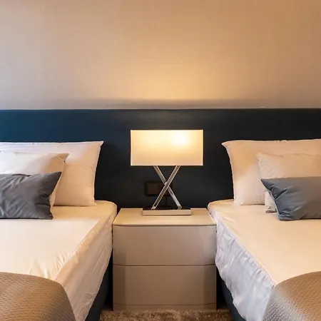 The Island, Estepona, Casa 6 Luxury Beachfront Holiday home Estepona