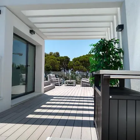 Holiday home The Island, Estepona, Casa 6 Luxury Beachfront Estepona