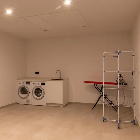 The Island, Estepona, Casa 6 Luxury Beachfront Holiday home *
